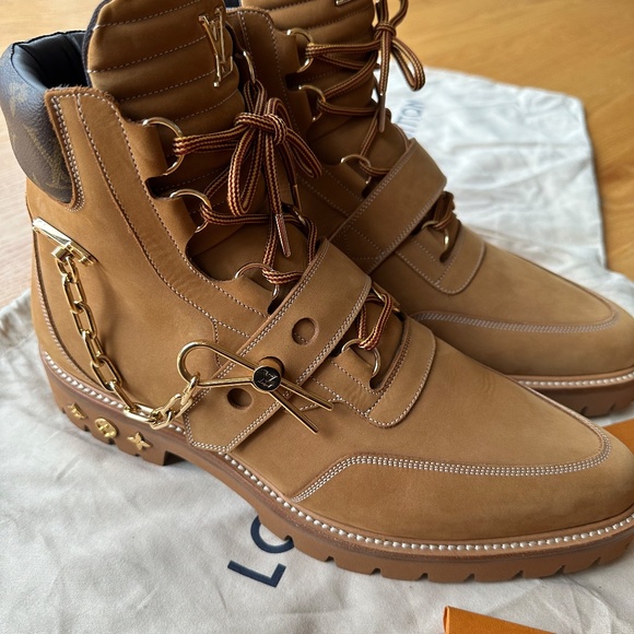 NEW AUTHENTIC LOUIS VUITTON MEN BOOTS 10,5 BY VIRGIL ABLOH - Picture 3 of 12